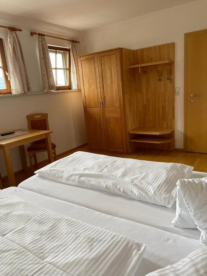 Gasthof-pension Kleinhenner Inn Vorderwolch