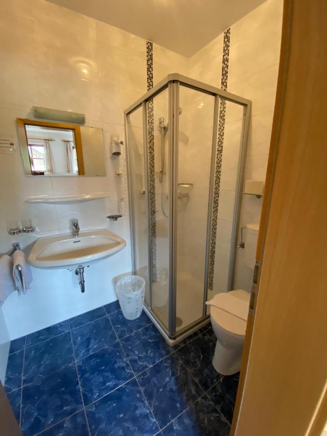 Gasthof-pension Kleinhenner Inn Vorderwolch
