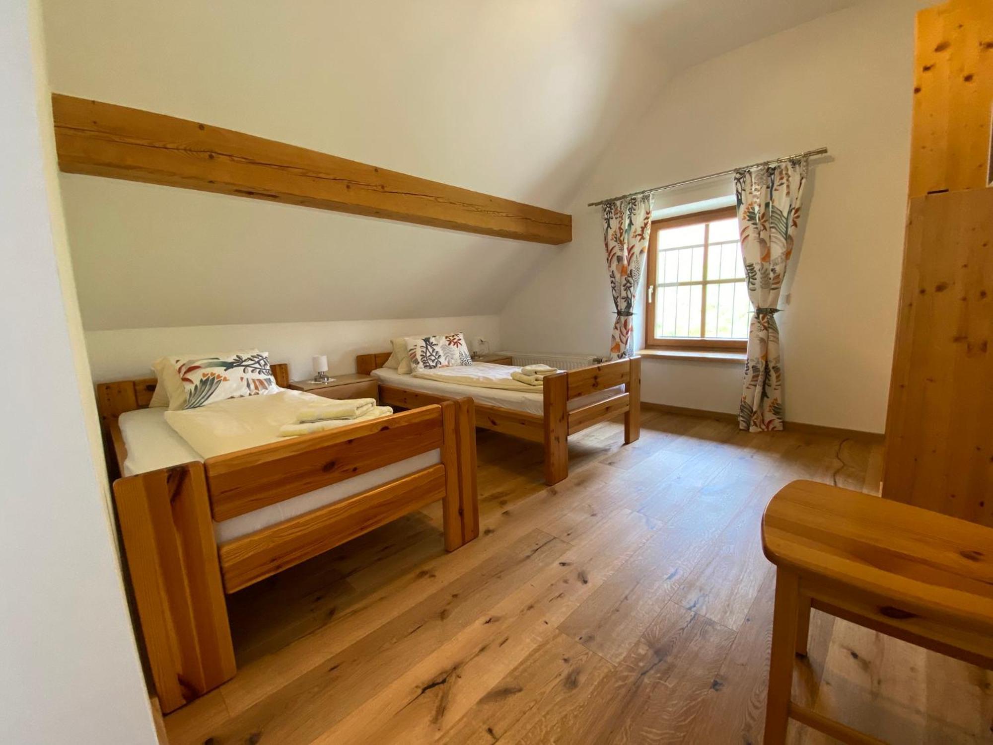 Inn Gasthof-pension Kleinhenner Vorderwolch
